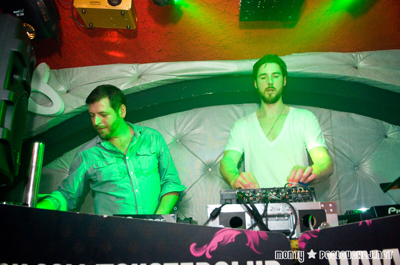 TOUSTER PRODUCTION PRES. MOONBOOTICA (DE) - Pátek 23. 11. 2012