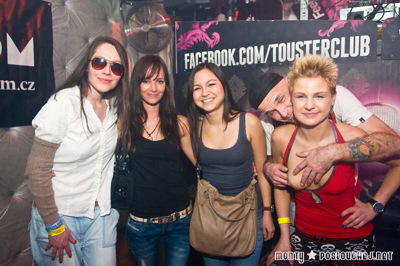 TECHNO ANIMALS  - Pátek 7. 12. 2012