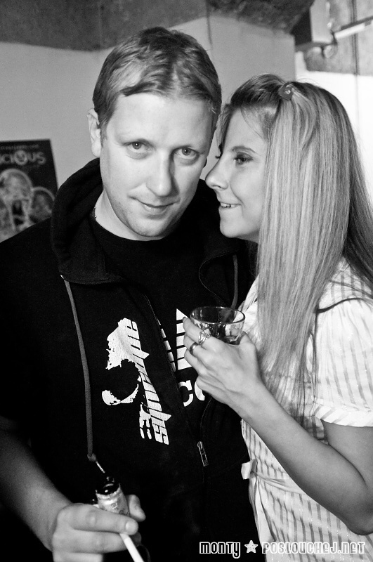 TECHNO ANIMALS  - Pátek 7. 12. 2012