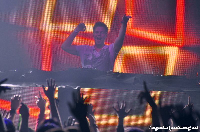 FERRY CORSTEN „FULL ON 2012“  - Sobota 8. 12. 2012