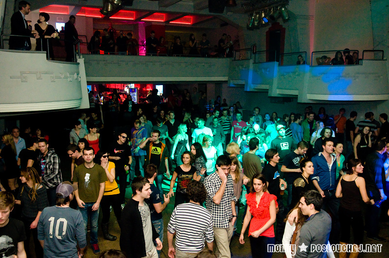 HOUSE ELEMENTS - Sobota 8. 12. 2012