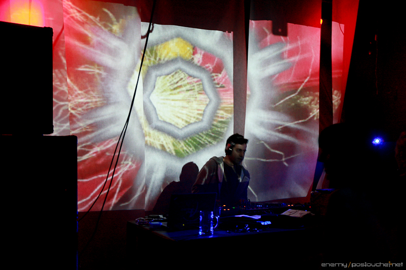 ELEKTRA W. PAN-POT (MOBILEE) - Pátek 14. 12. 2012