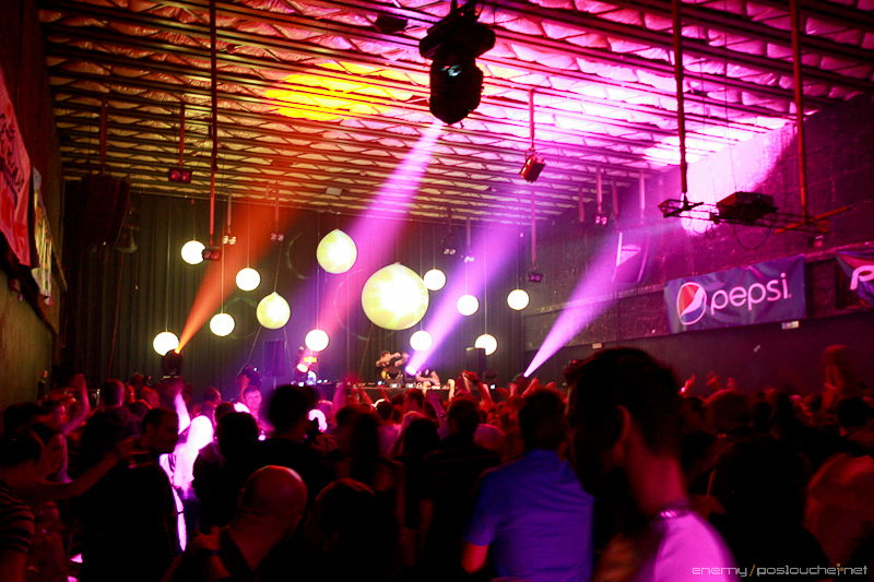 ELEKTRA W. PAN-POT (MOBILEE) - Pátek 14. 12. 2012