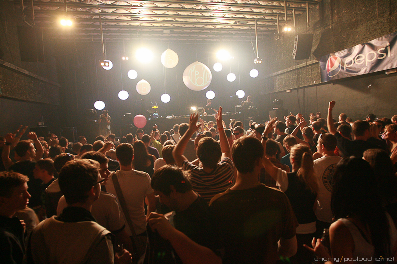 ELEKTRA W. PAN-POT (MOBILEE) - Pátek 14. 12. 2012