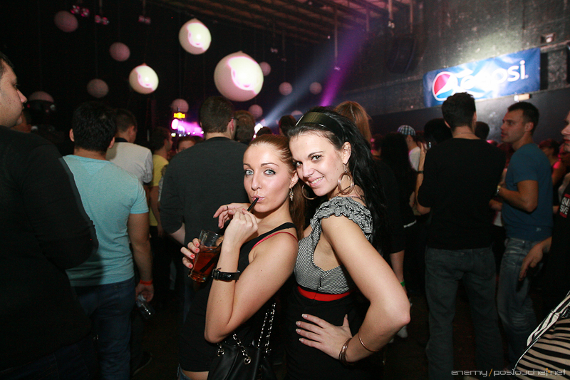 ELEKTRA W. PAN-POT (MOBILEE) - Pátek 14. 12. 2012