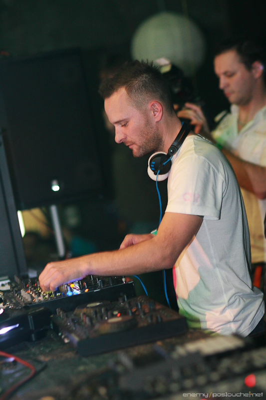 ELEKTRA W. PAN-POT (MOBILEE) - Pátek 14. 12. 2012