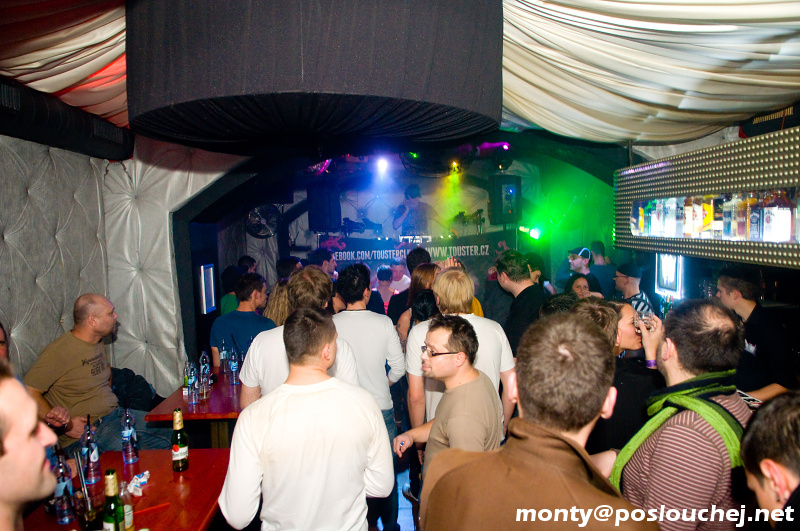 REVIS & SONY VEGA BDAY WITH KERSTIN EDEN  - Sobota 15. 12. 2012