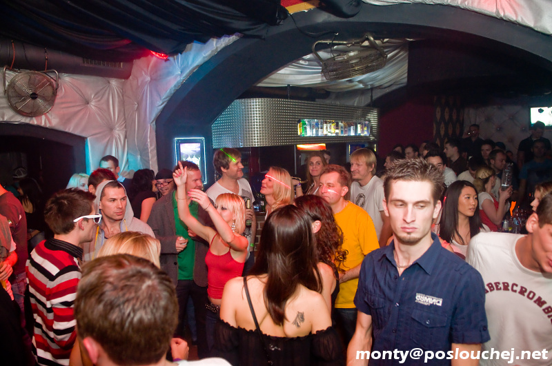 REVIS & SONY VEGA BDAY WITH KERSTIN EDEN  - Sobota 15. 12. 2012