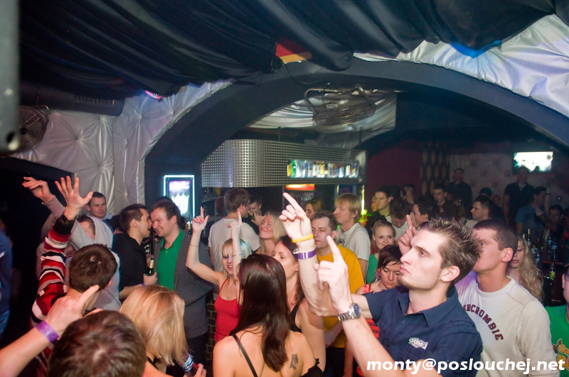 REVIS & SONY VEGA BDAY WITH KERSTIN EDEN  - Sobota 15. 12. 2012