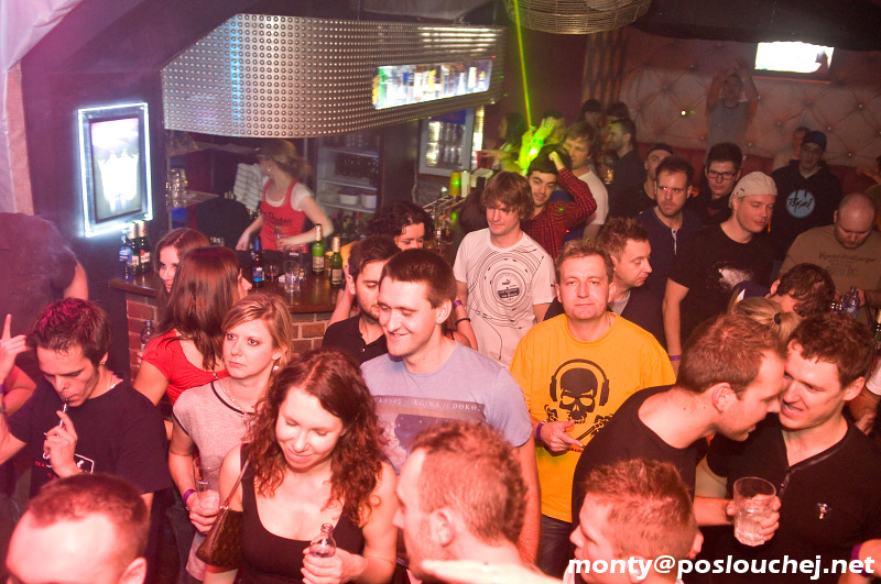 REVIS & SONY VEGA BDAY WITH KERSTIN EDEN  - Sobota 15. 12. 2012