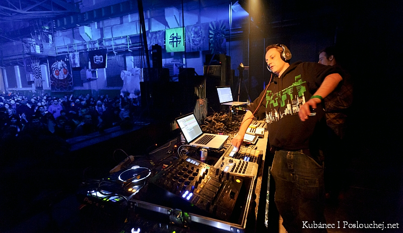 WINTER CONSPIRACY VI. - Pátek 18. 1. 2013