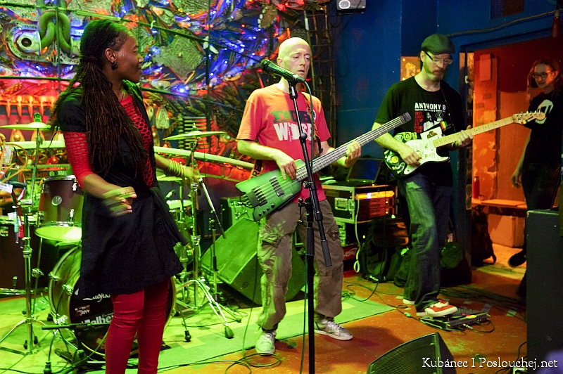 DUB TURBULENCE  - Čtvrtek 31. 1. 2013