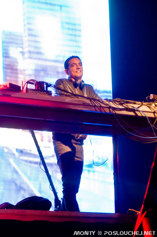 NIGHT OF HEROES  - Sobota 2. 2. 2013