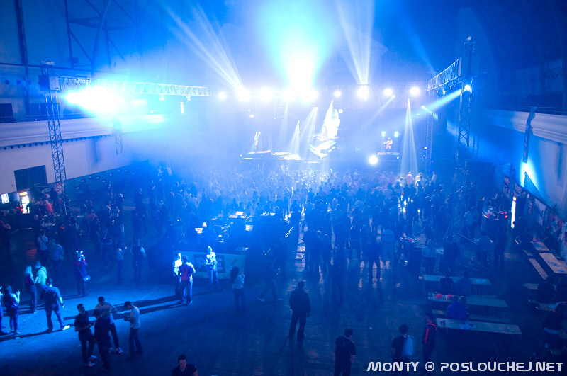 NIGHT OF HEROES  - Sobota 2. 2. 2013