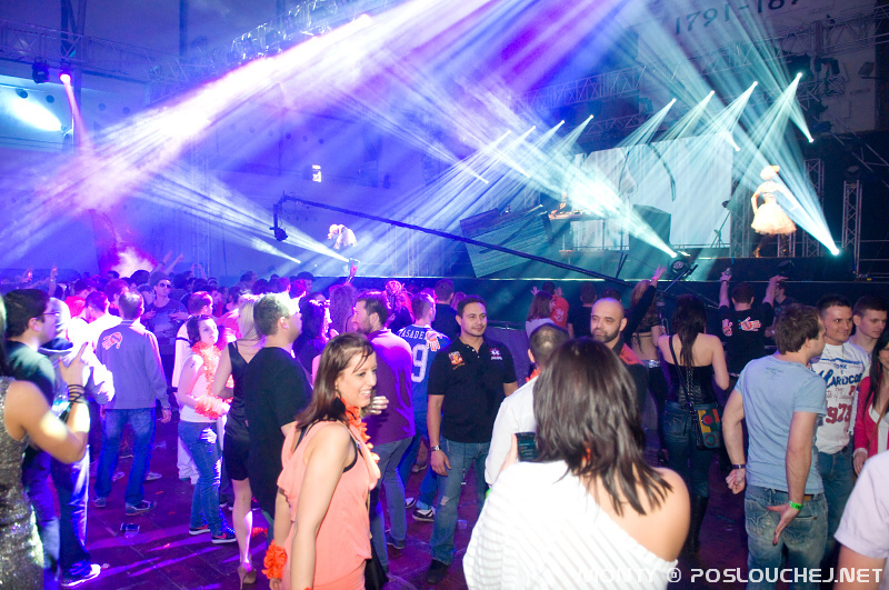 NIGHT OF HEROES  - Sobota 2. 2. 2013