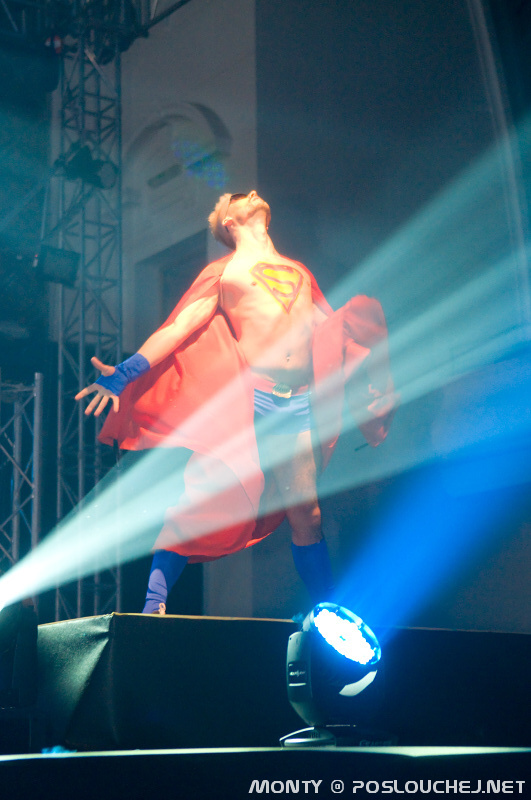 NIGHT OF HEROES  - Sobota 2. 2. 2013