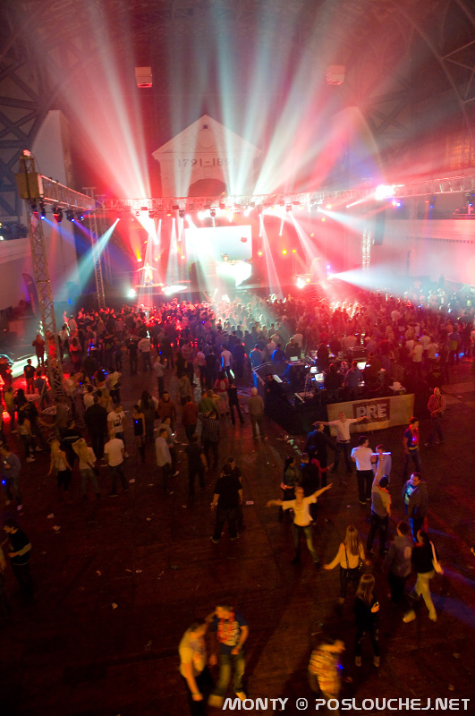 NIGHT OF HEROES  - Sobota 2. 2. 2013