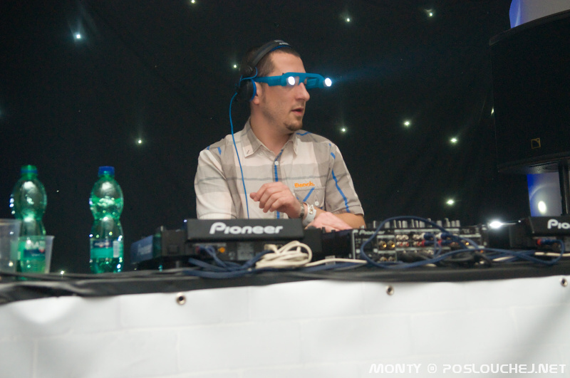 NIGHT OF HEROES  - Sobota 2. 2. 2013