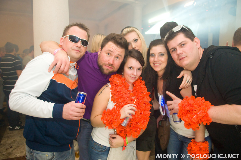 NIGHT OF HEROES  - Sobota 2. 2. 2013