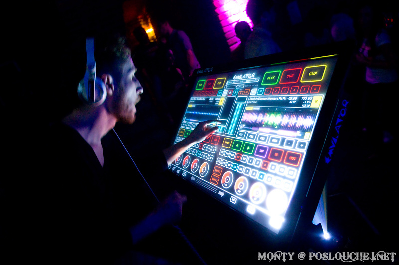 WICKED CITY - EXCLUSIVE EMULATOR SHOW - Pátek 1. 3. 2013