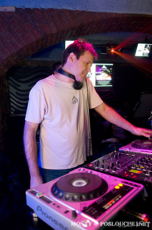 WICKED CITY - EXCLUSIVE EMULATOR SHOW - Pátek 1. 3. 2013