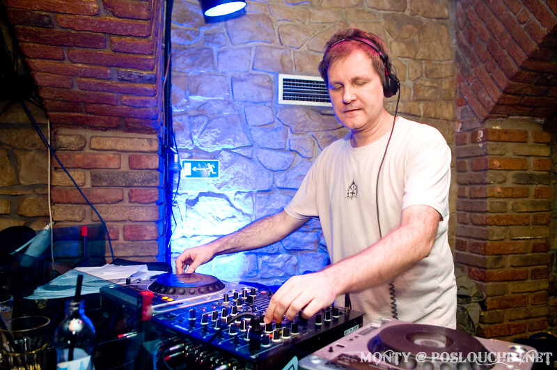 WICKED CITY - EXCLUSIVE EMULATOR SHOW - Pátek 1. 3. 2013