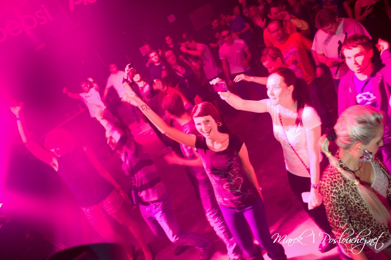E-MOTION – ALWAYS ONE STEP AHEAD - Pátek 22. 3. 2013