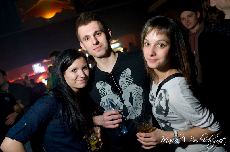 E-MOTION – ALWAYS ONE STEP AHEAD - Pátek 22. 3. 2013