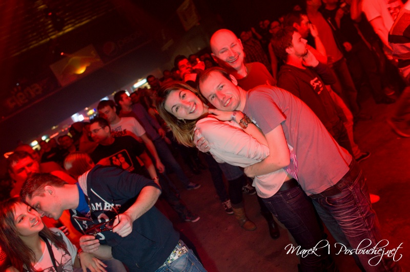 E-MOTION – ALWAYS ONE STEP AHEAD - Pátek 22. 3. 2013