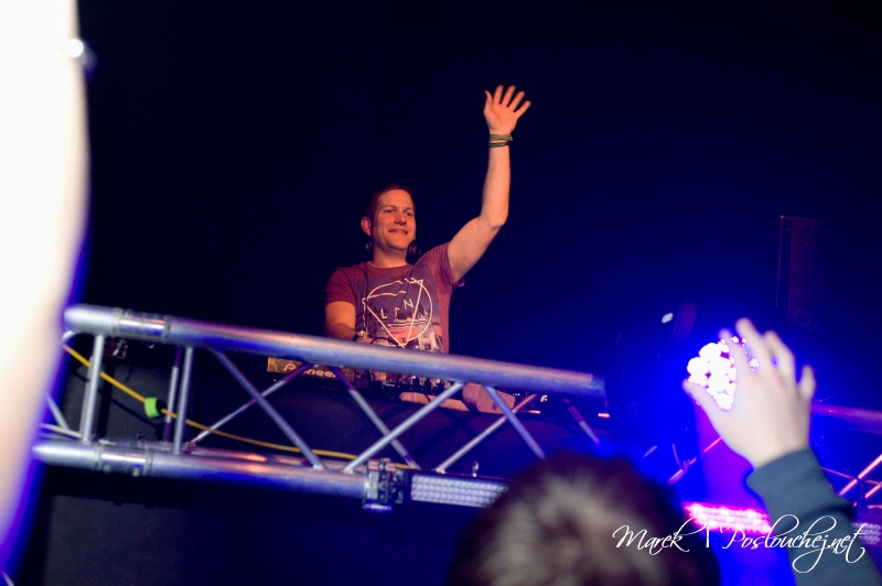 E-MOTION – ALWAYS ONE STEP AHEAD - Pátek 22. 3. 2013