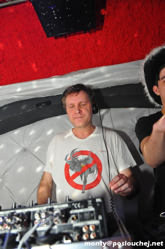 GOOD BYE TOUSTER 36 HOUR PARTY PEOPLE NONSTOP - Pátek 29. 3. 2013 až Sobota 30. 3. 2013