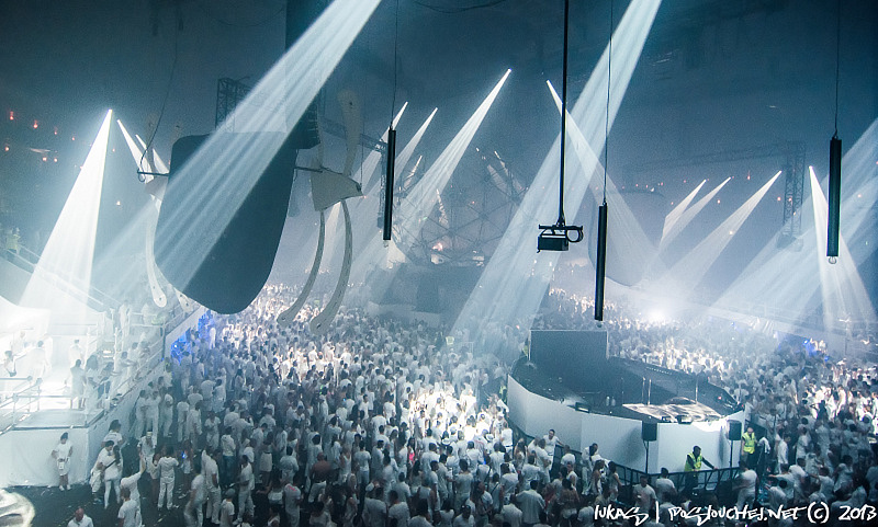 SENSATION SOURCE OF LIGHT - Sobota 25. 5. 2013