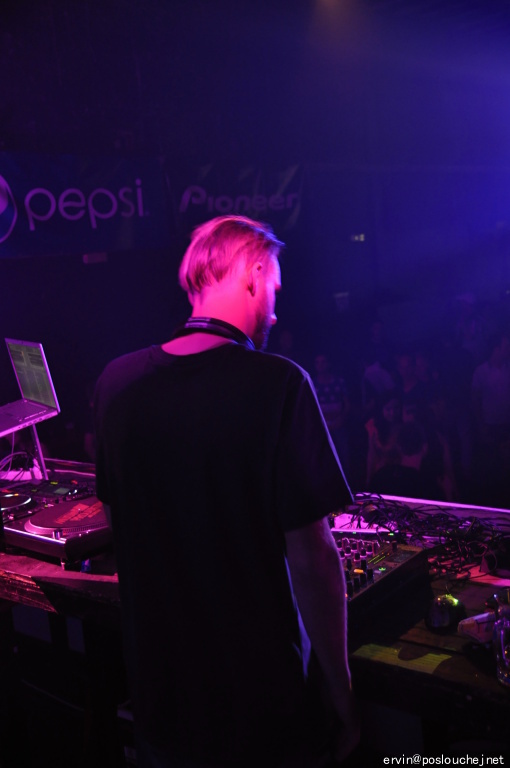 ELEKTRA - Pátek 7. 6. 2013