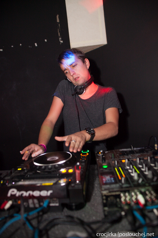 REVOLUTION BEATS - Pátek 30. 8. 2013