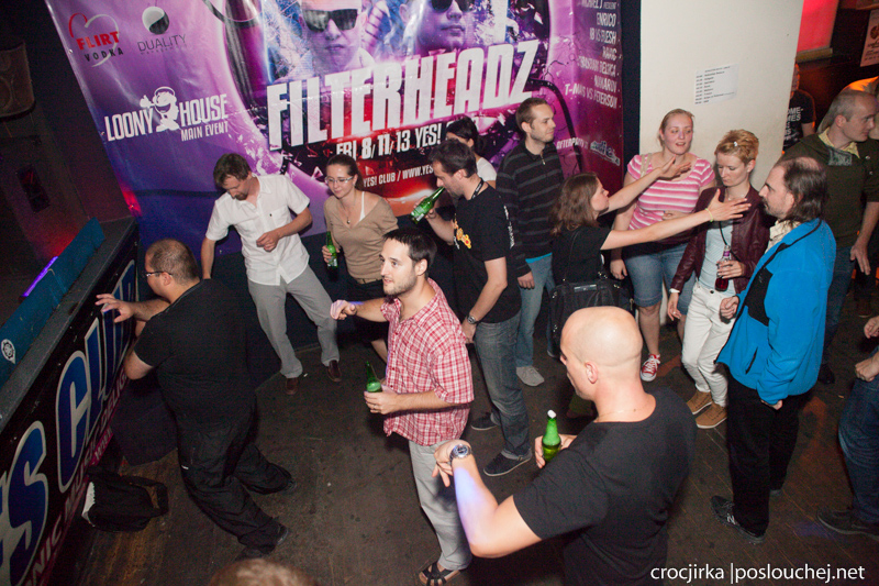 REVOLUTION BEATS - Pátek 30. 8. 2013