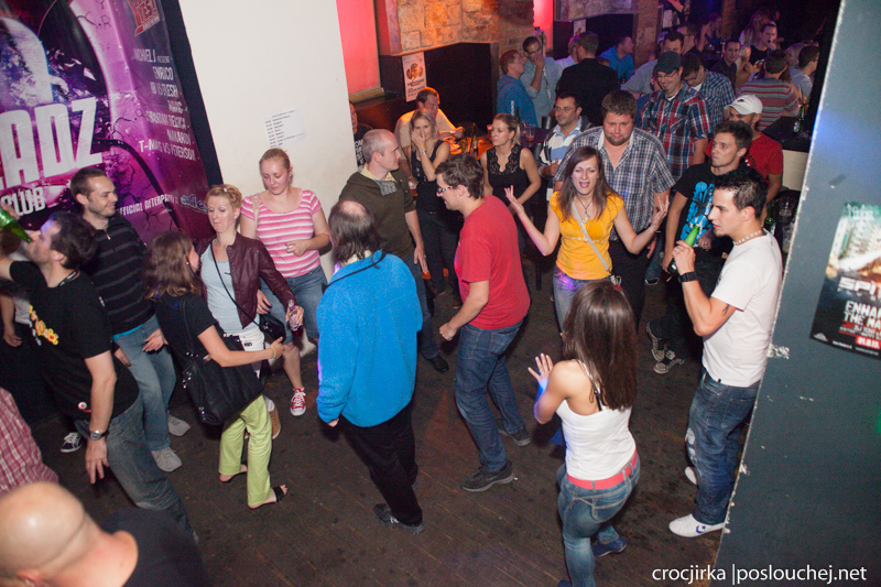 REVOLUTION BEATS - Pátek 30. 8. 2013