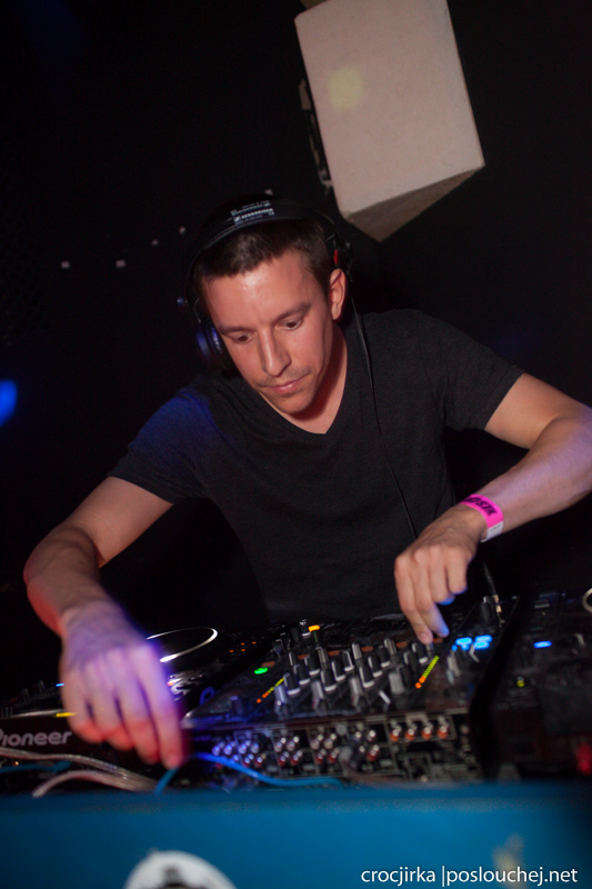 REVOLUTION BEATS - Pátek 30. 8. 2013