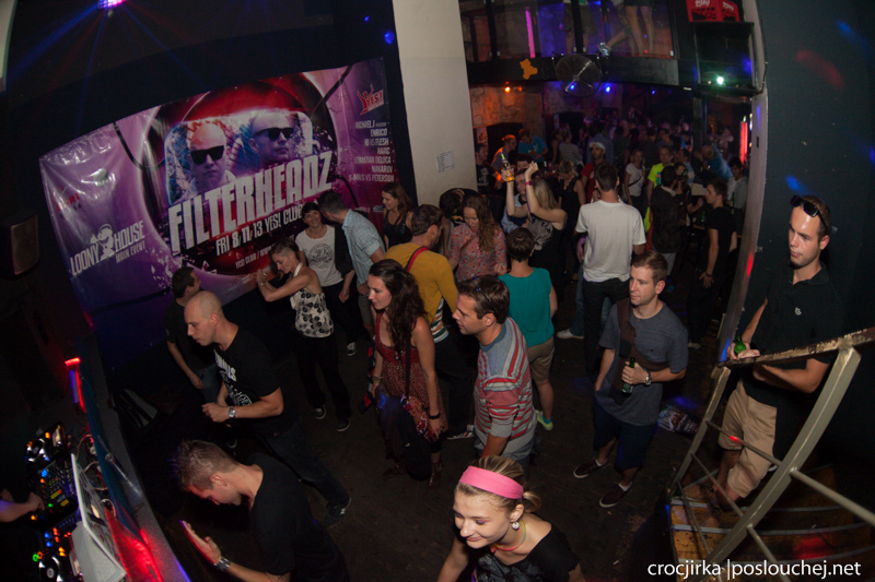 REVOLUTION BEATS - Pátek 30. 8. 2013