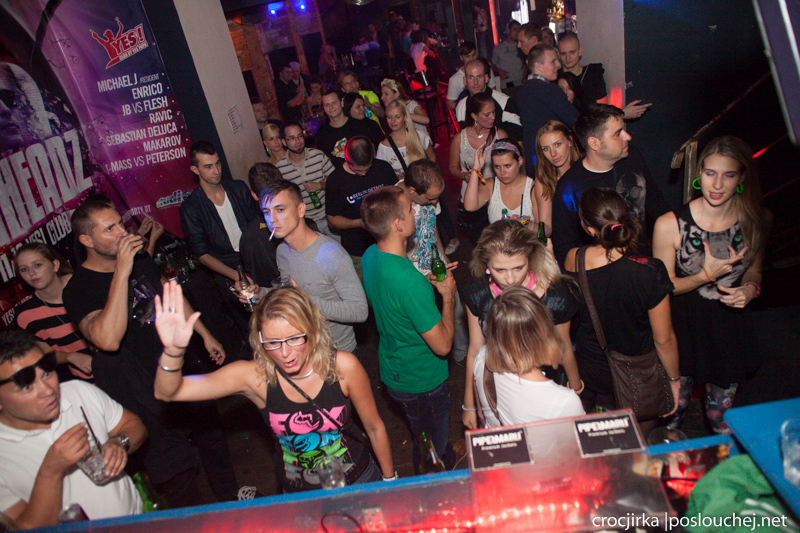 REVOLUTION BEATS - Pátek 30. 8. 2013
