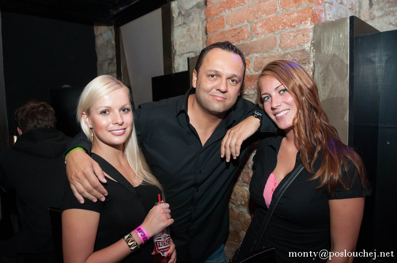 MINIMAL PEOPLE: 2 YEARS ANNIVERSARY  - Pátek 20. 9. 2013