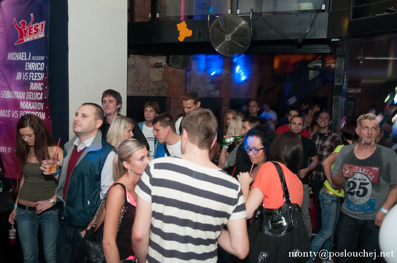 MINIMAL PEOPLE: 2 YEARS ANNIVERSARY  - Pátek 20. 9. 2013