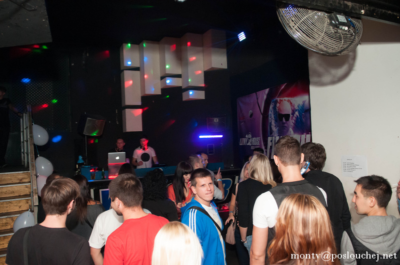 MINIMAL PEOPLE: 2 YEARS ANNIVERSARY  - Pátek 20. 9. 2013