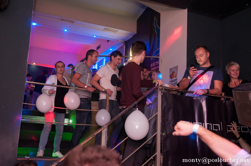 MINIMAL PEOPLE: 2 YEARS ANNIVERSARY  - Pátek 20. 9. 2013