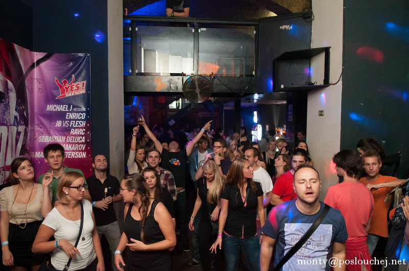 MINIMAL PEOPLE: 2 YEARS ANNIVERSARY  - Pátek 20. 9. 2013