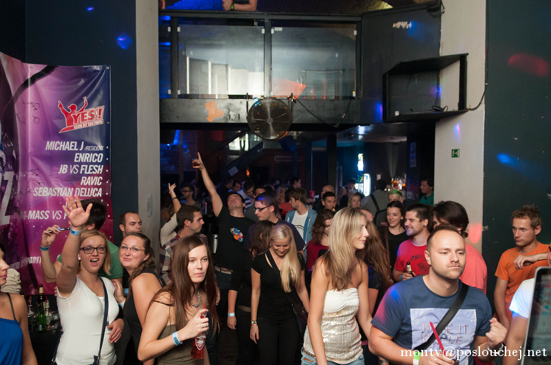 MINIMAL PEOPLE: 2 YEARS ANNIVERSARY  - Pátek 20. 9. 2013