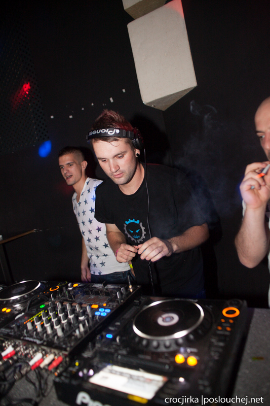 SPITFIRE: OFFICIAL IMAGINATION WARM-UP  - Sobota 21. 9. 2013