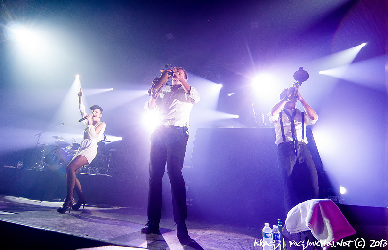 THE PAROV STELAR BAND - Pondělí 14. 10. 2013