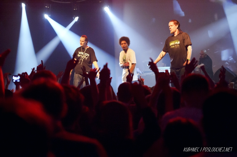 BE TWENTY ONE - DOPE D.O.D. - Úterý 22. 10. 2013