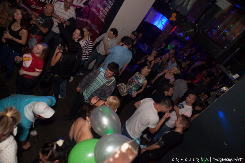 MONTY & TEZ B-DAY CELEBRATION 3 - Pátek 25. 10. 2013
