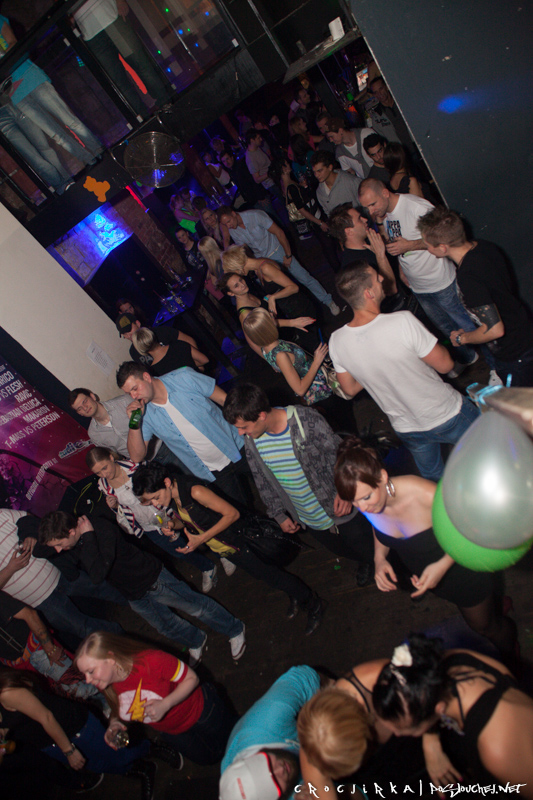 MONTY & TEZ B-DAY CELEBRATION 3 - Pátek 25. 10. 2013